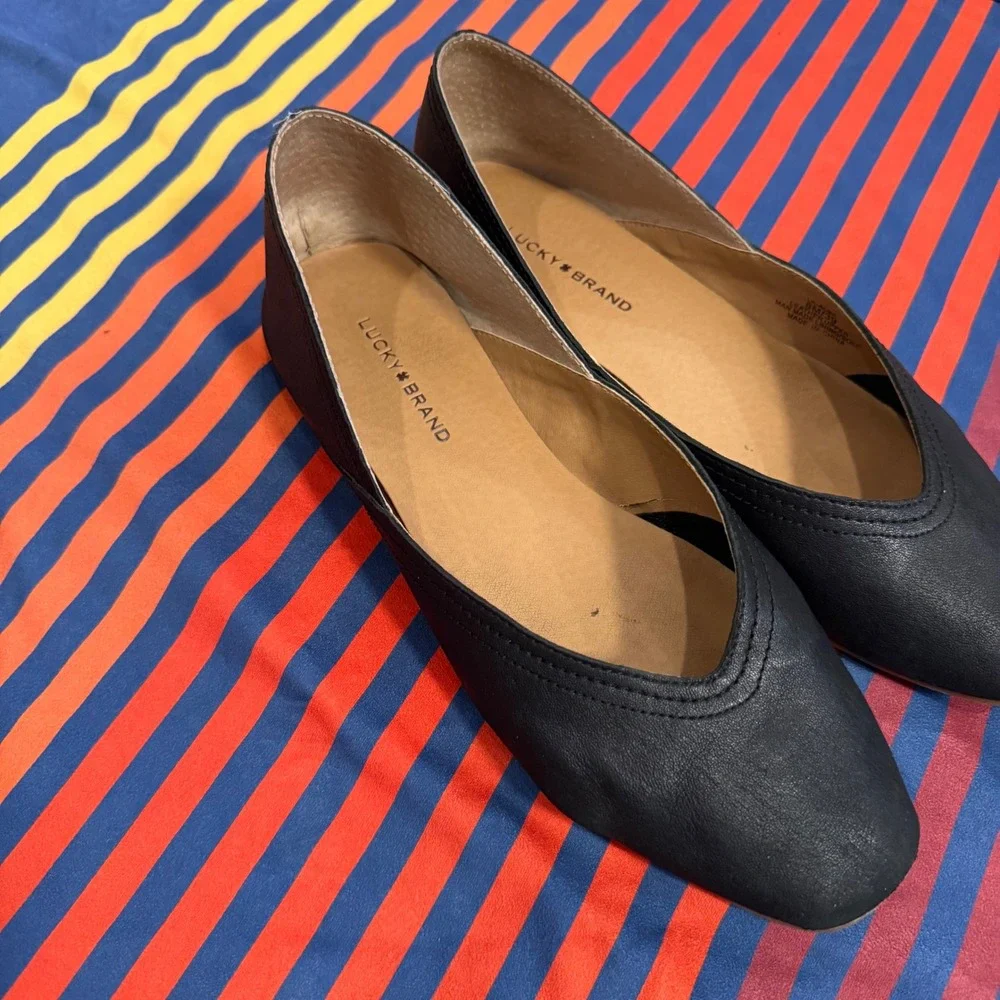 Lucky Brand Alba Black Leather Ballet Flats Size 8